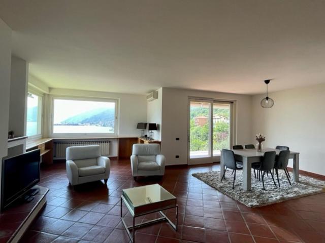Casa Caponetti Villa Costa Volpino Exterior photo